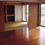 洋室8帖と和室6帖